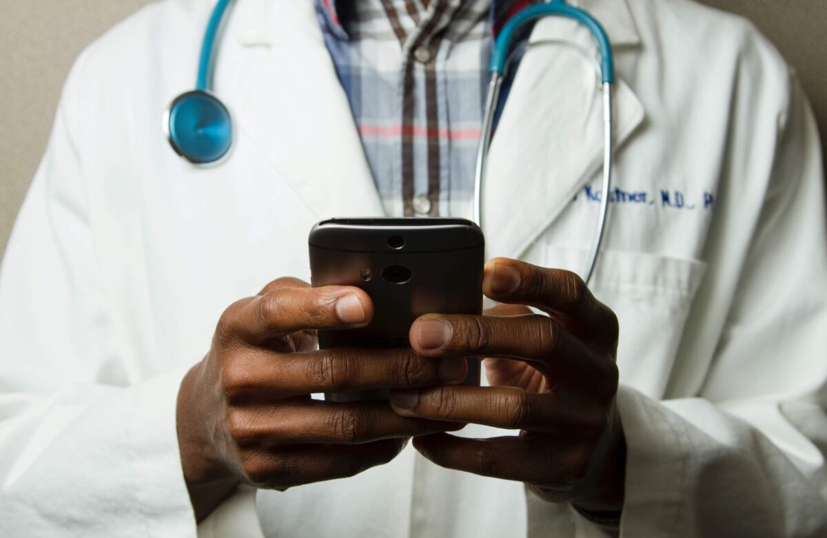 How Helpful Healthcare Content Attracts Website Visitors [FREE Infographic]