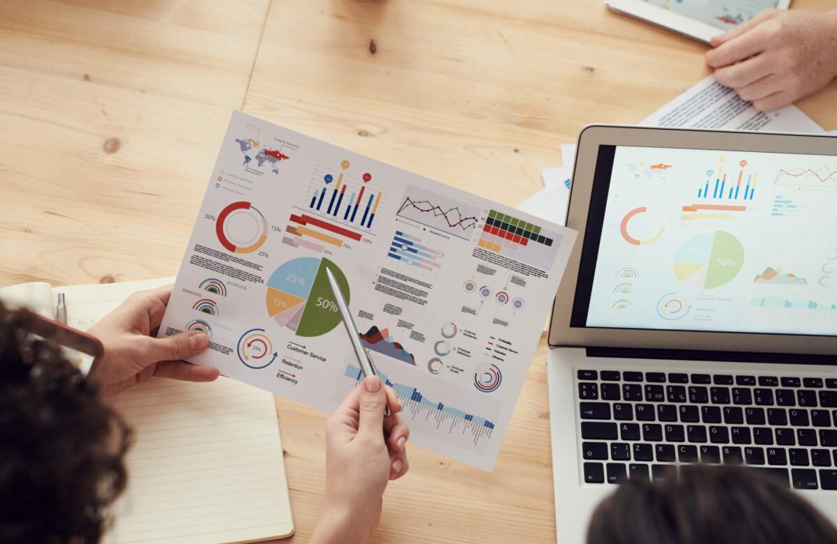 How Digital Advertising & Social Media Go Hand-in-Hand