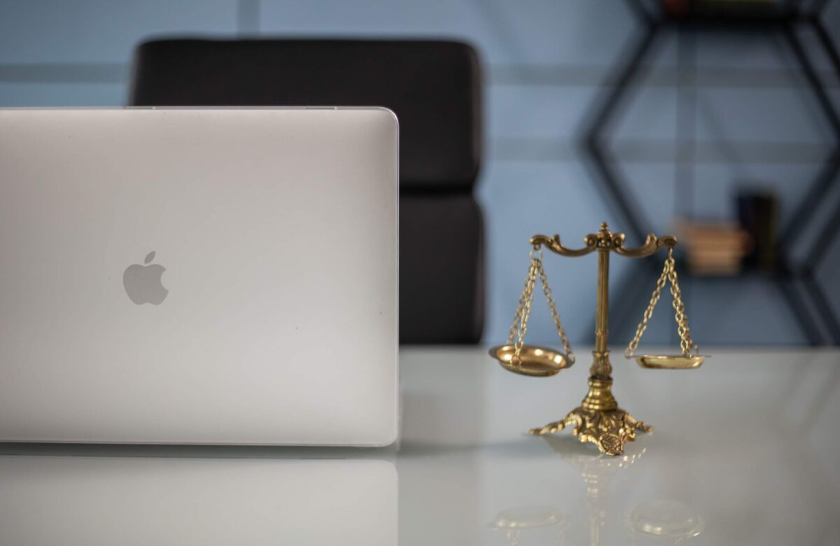 Which is Better for Advertising Your Law Firm Online: SEO or PPC?
